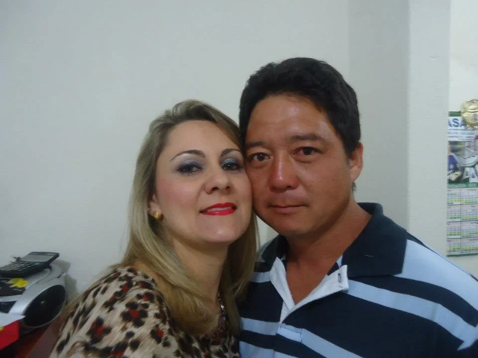 Loira casada, mãe de familia, mas adora levar rola de rapazes mais novos. image 5