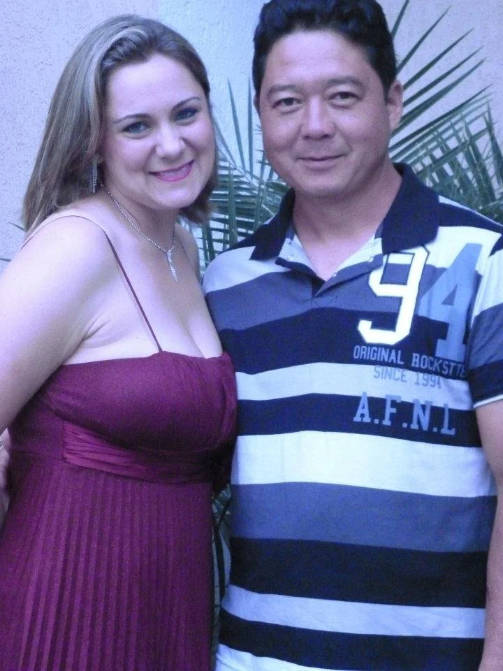 Loira casada, mãe de familia, mas adora levar rola de rapazes mais novos. image 8