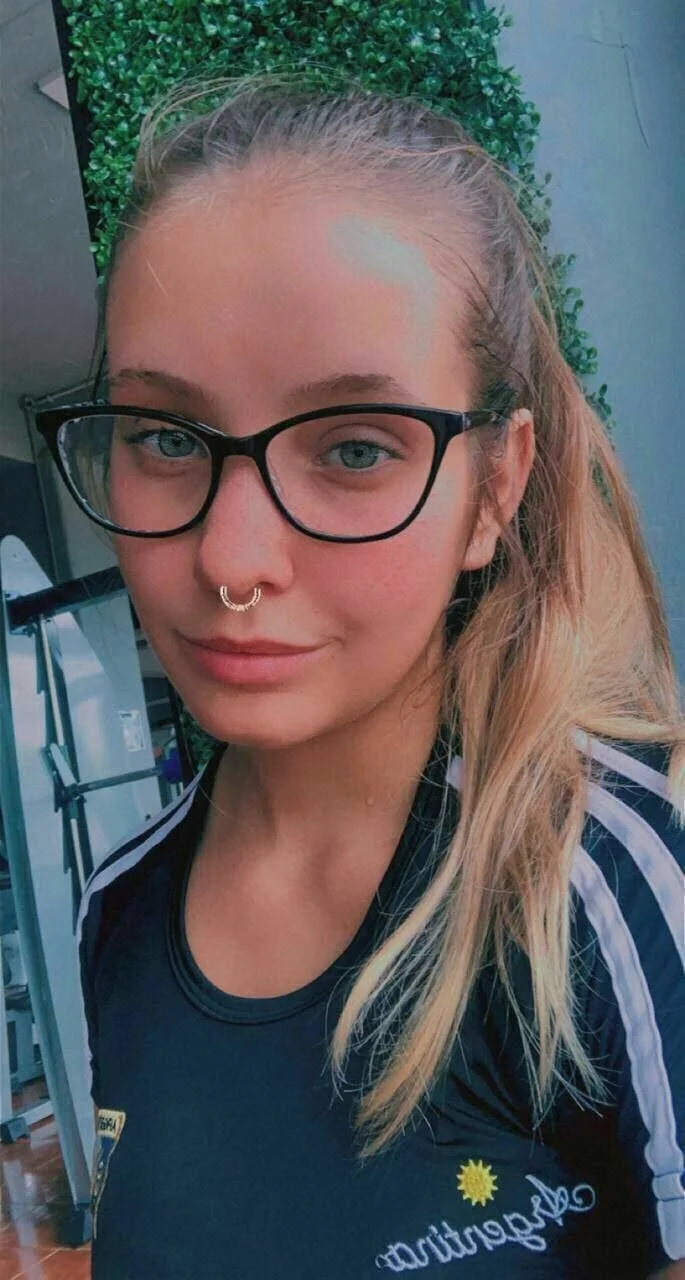 Argentina tiernita hermosa Flaca egresada culona sexy con ricas tetas nudes image 1