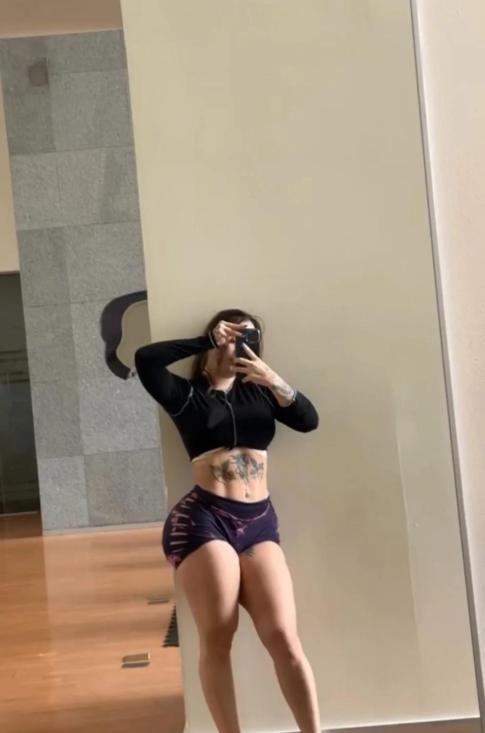 Mi tía 🔥🫦 main image