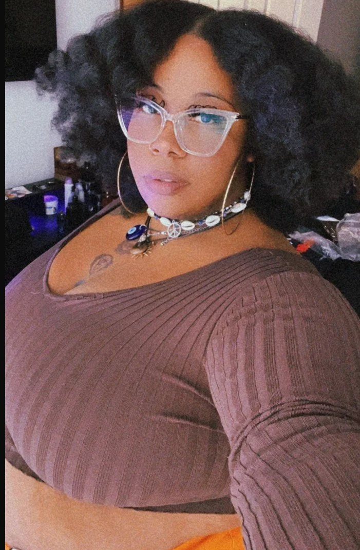 I left her pussy and ass hole full of cum and she keeps coming back for more💦😍💦😍 main image
