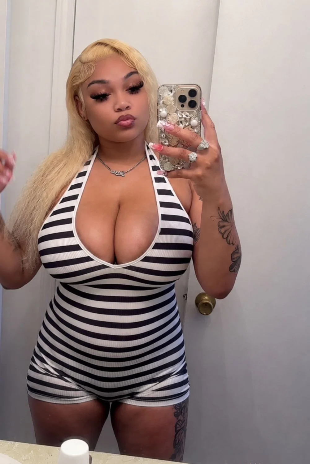 Busty lightskin image 2