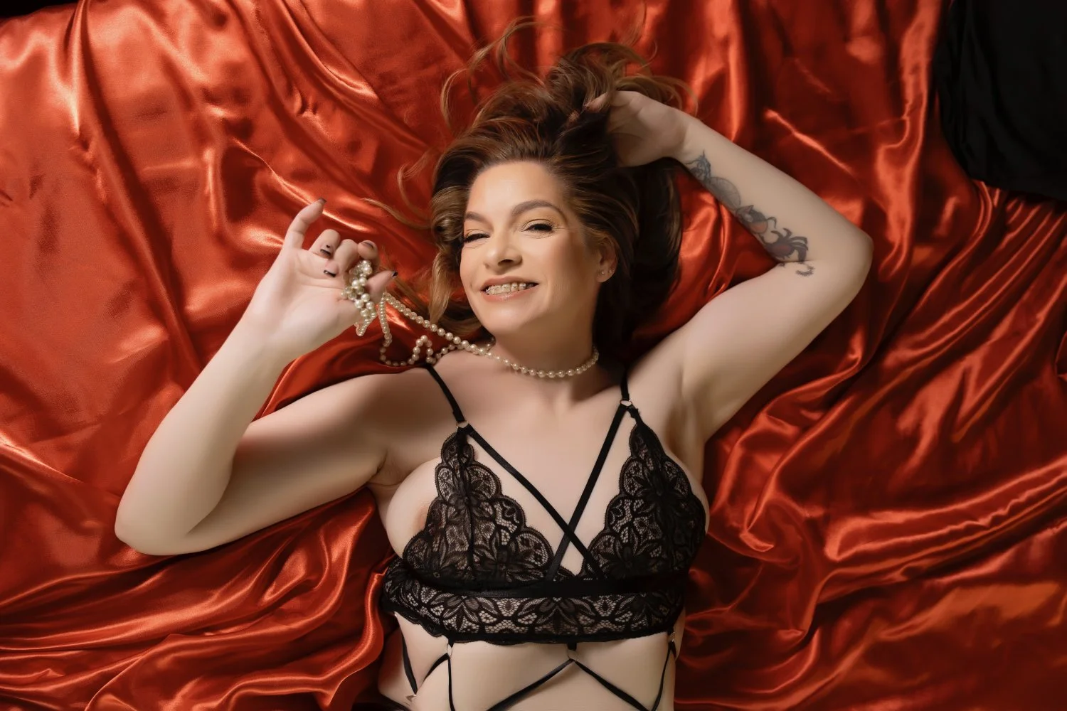 50 yo true milf boudoir image 10