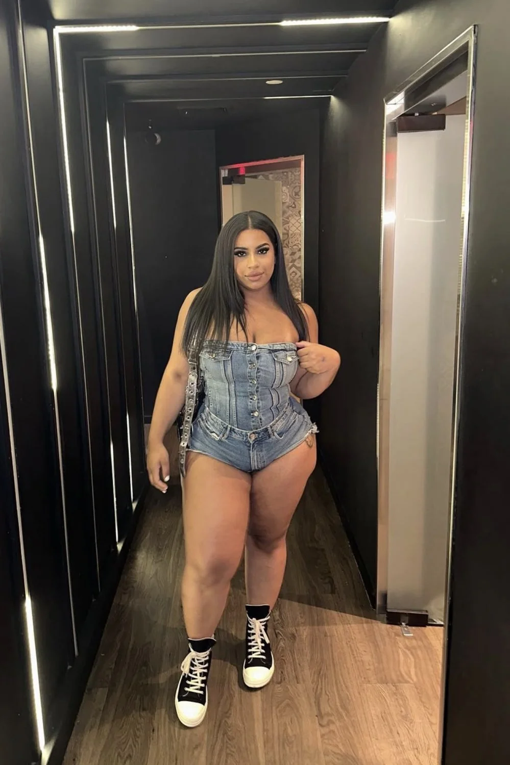 Thick ass amateur Latina image 2