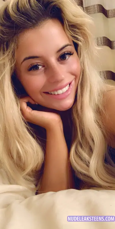 Mia Z. cover image