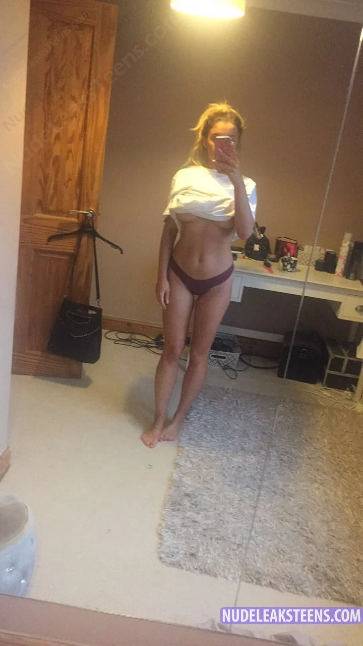 Mia Z. image 6