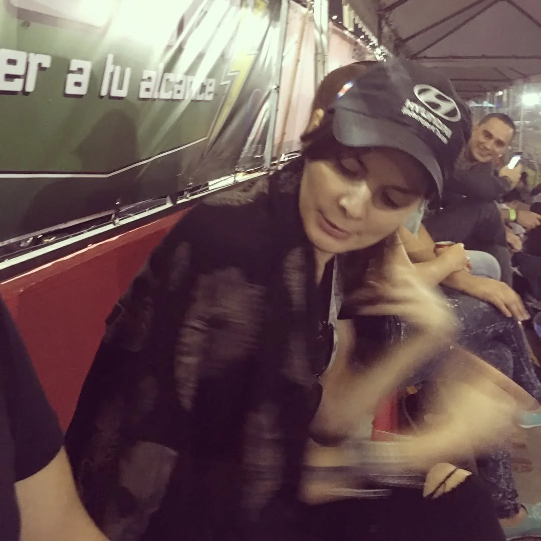 Ale Chavarria hotwife image 28