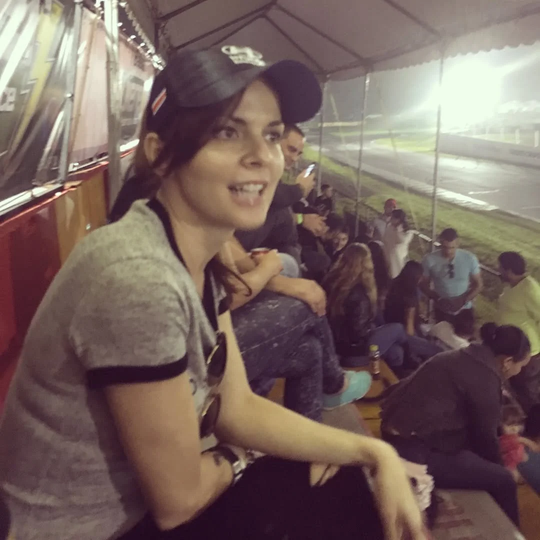 Ale Chavarria hotwife image 29