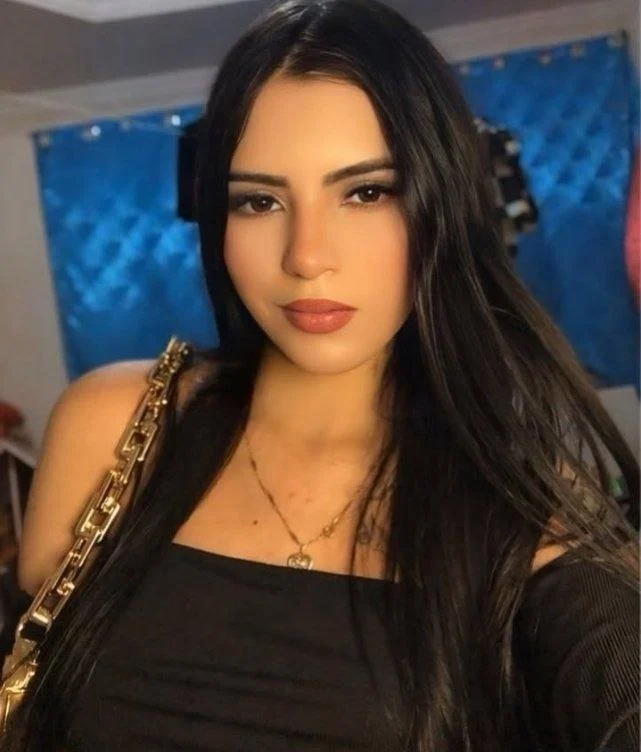 Novinha gata vazada! putinha safada teve os nudes vazados aqui no erome! video novo brasil vazou image 3