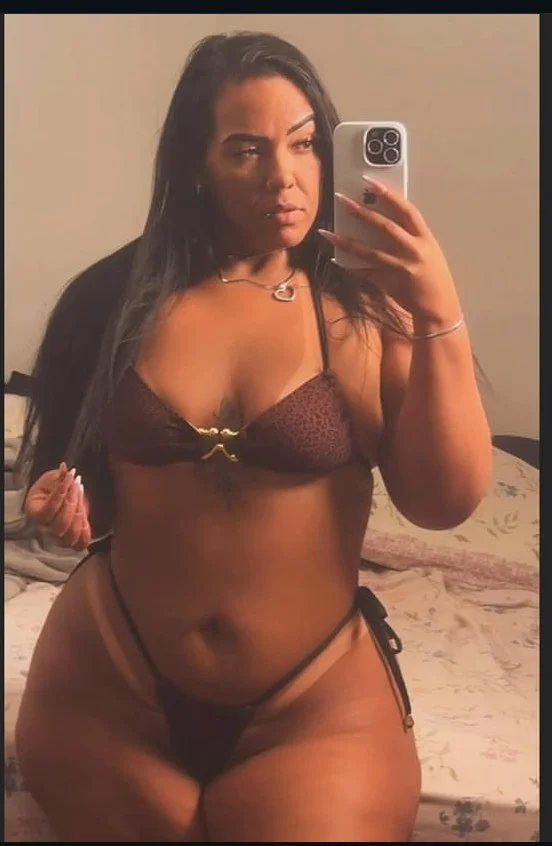 L3yD@y MILF image 2