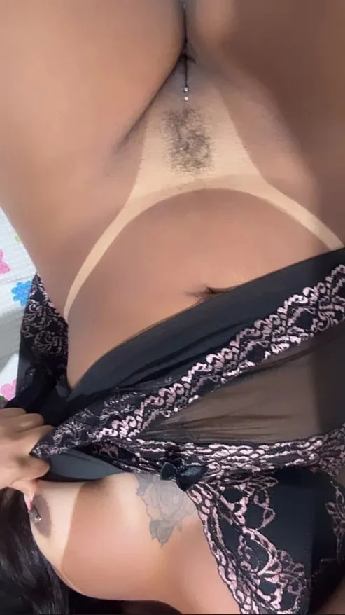 L3yD@y MILF image 26