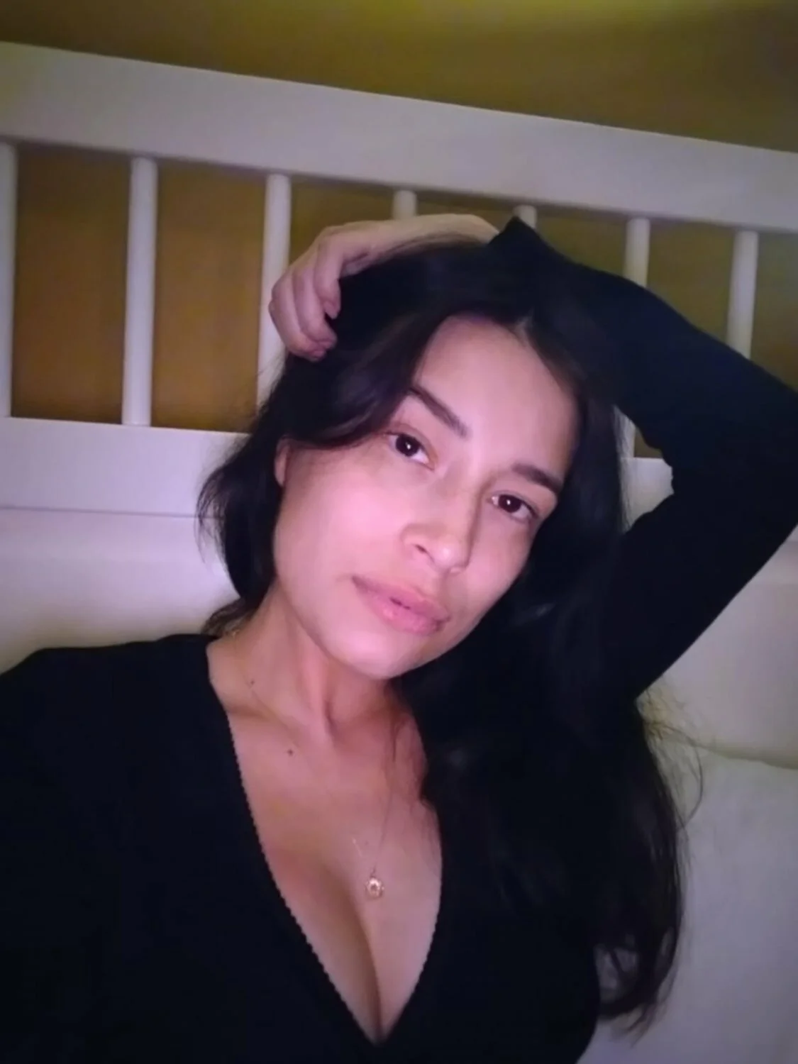 Dutch petite tight Latina milf main image