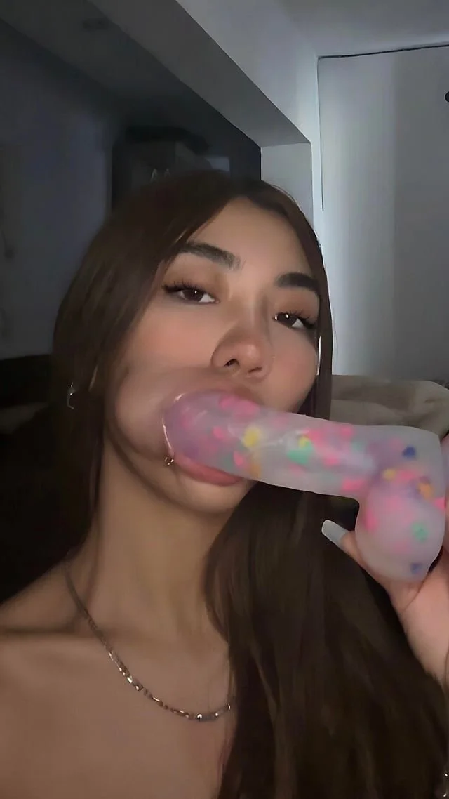 Crazy tongue image 23