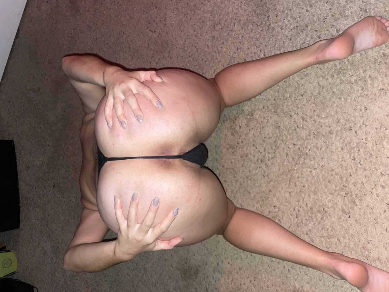 Jade loves to spread image 9