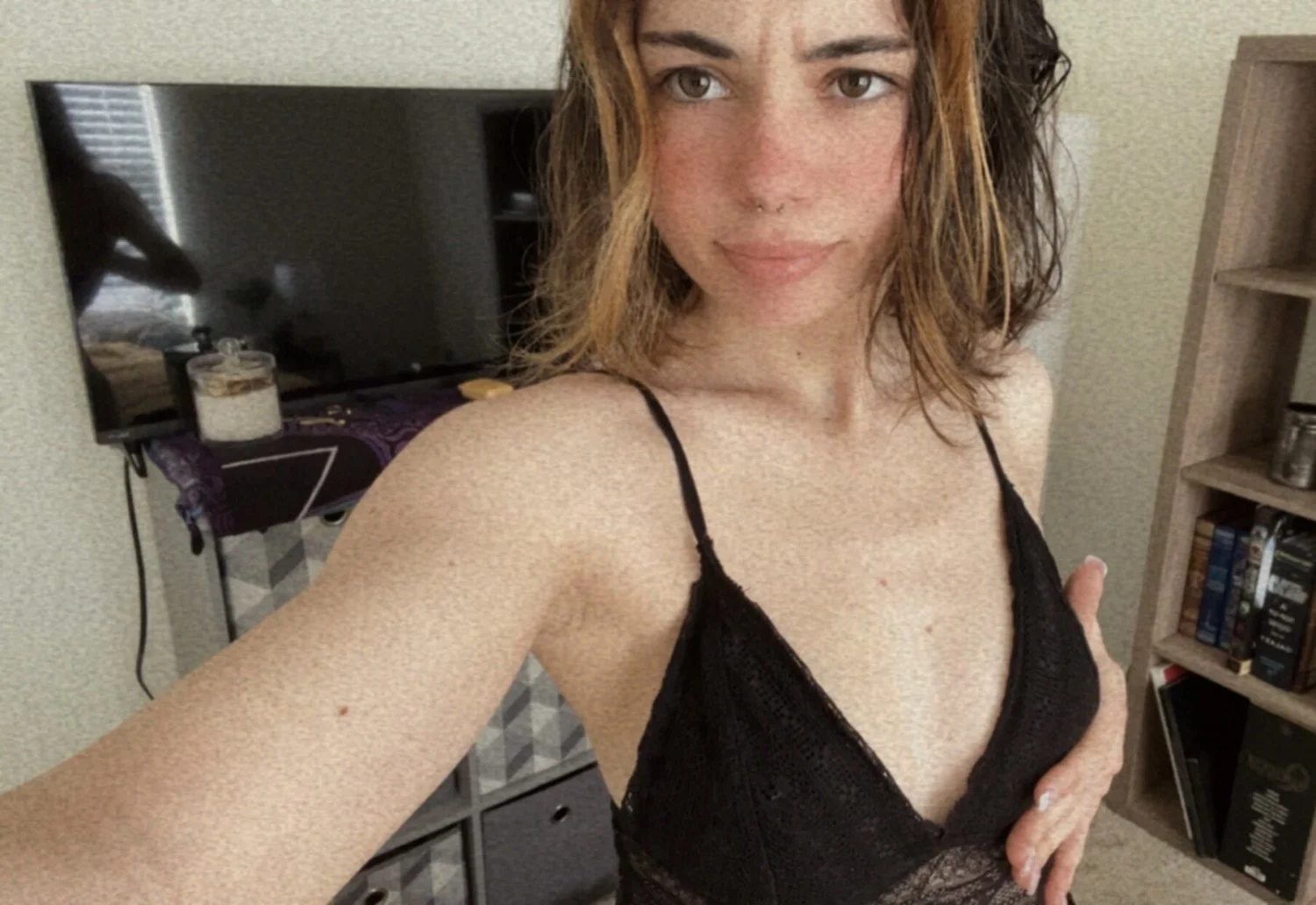 19yo Webslut image 13