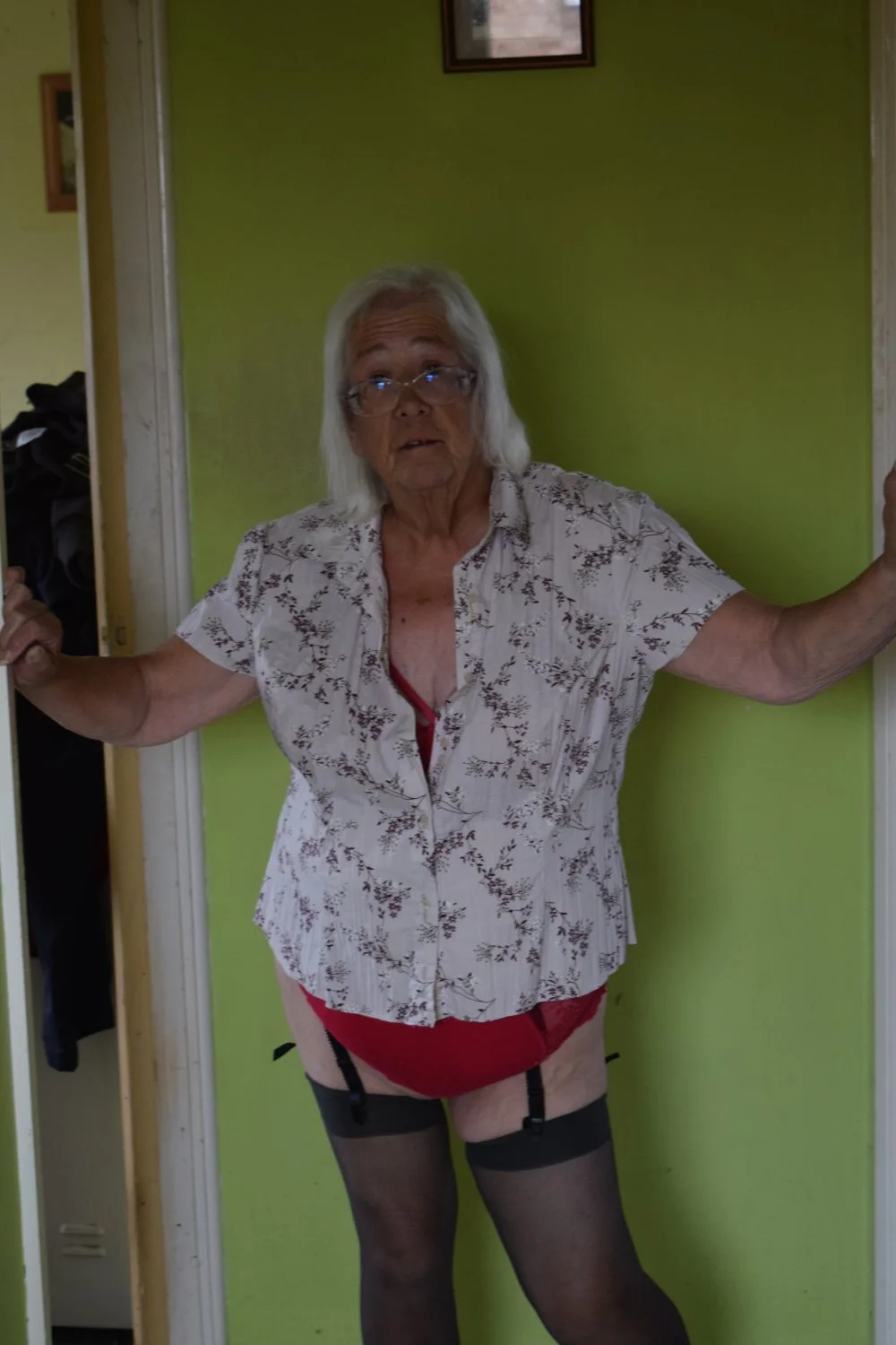 UK GILF image 4