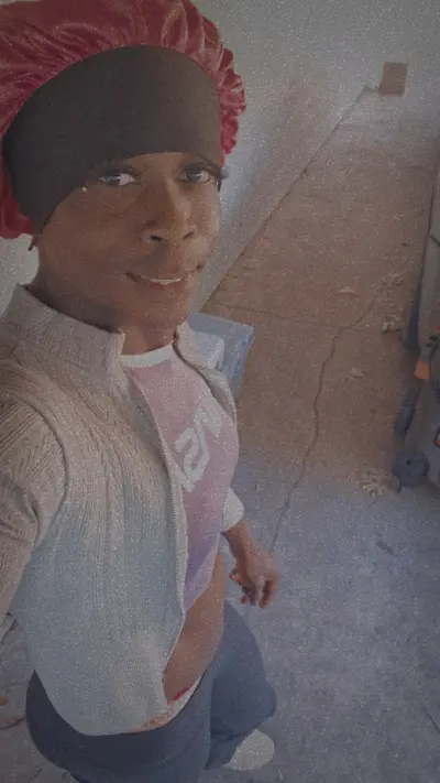Snapchat-504359219 cover image