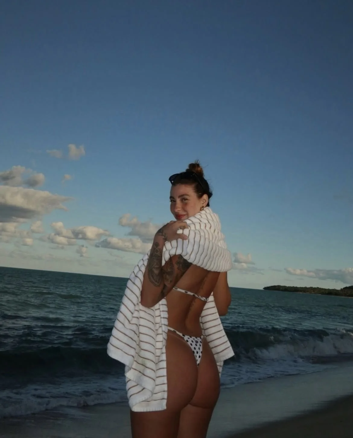 Brasileira gostosa image 12