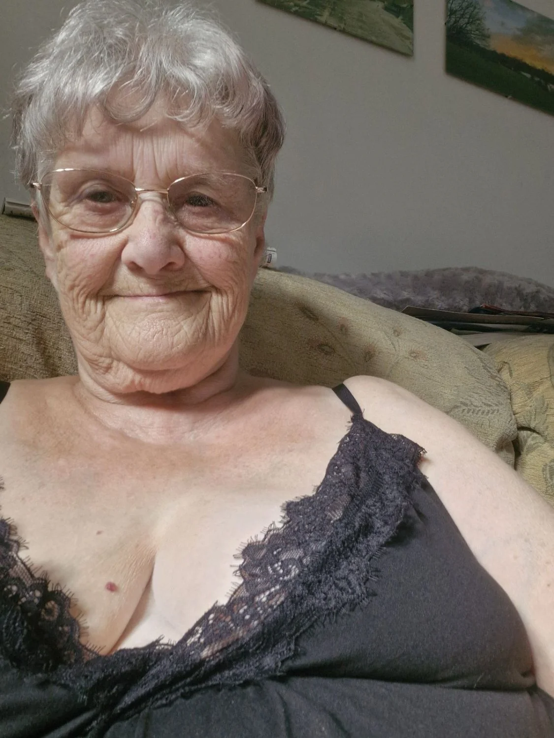 A friend asked me to show his grandmother. image 7