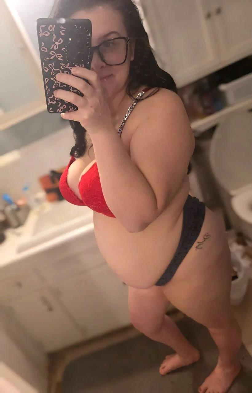 Sexy Brunette Wife With Large Dark Areolas image 3