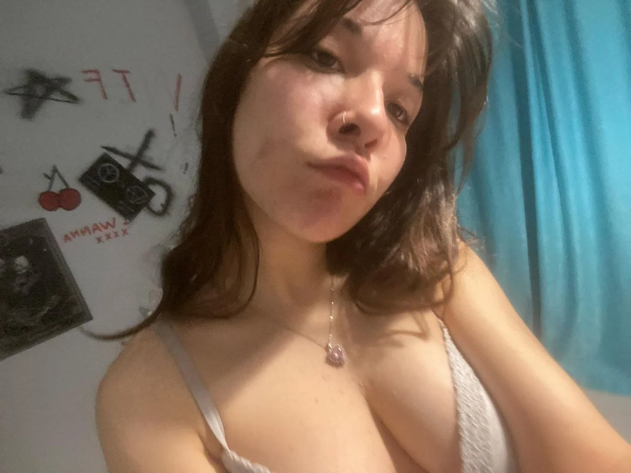 insane turkish slut image 15
