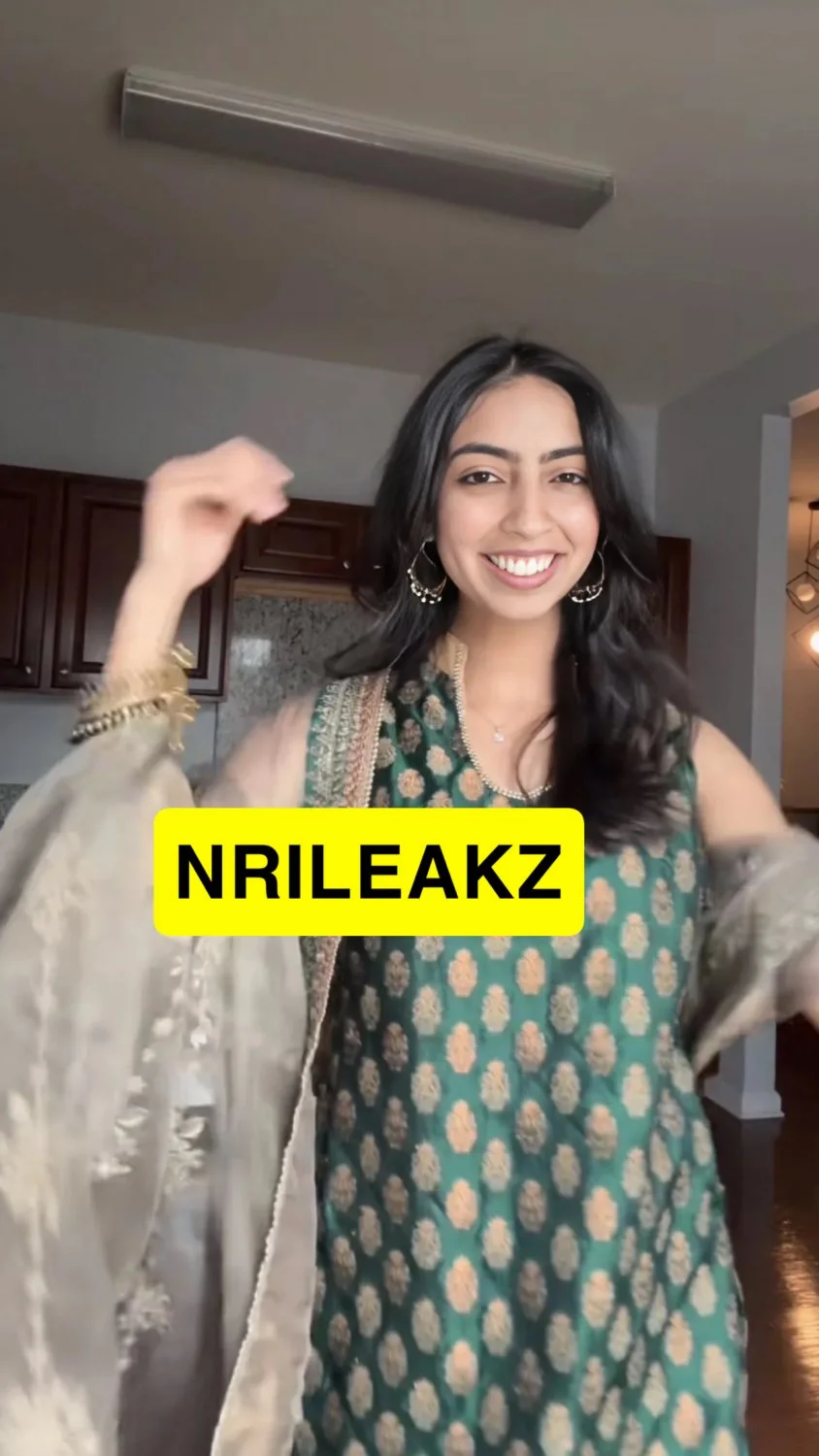 Sexy NRI Desi nudes leaked🤤😍🤤 image 2