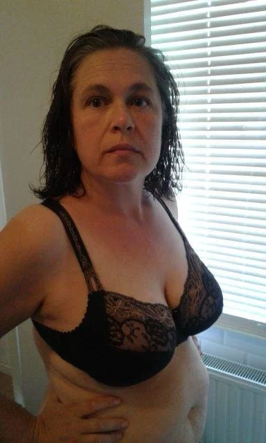 Mature Belgien Whore Sylvie image 1