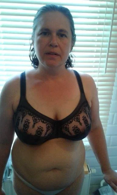 Mature Belgien Whore Sylvie image 2