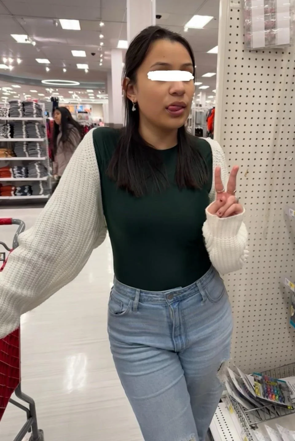 Latina Teen image 4
