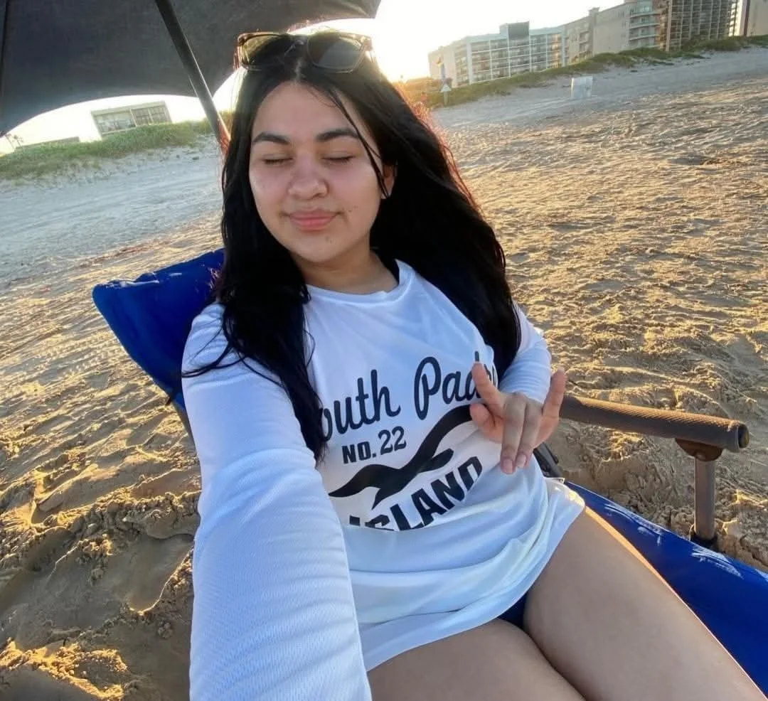 Beautiful latina image 20