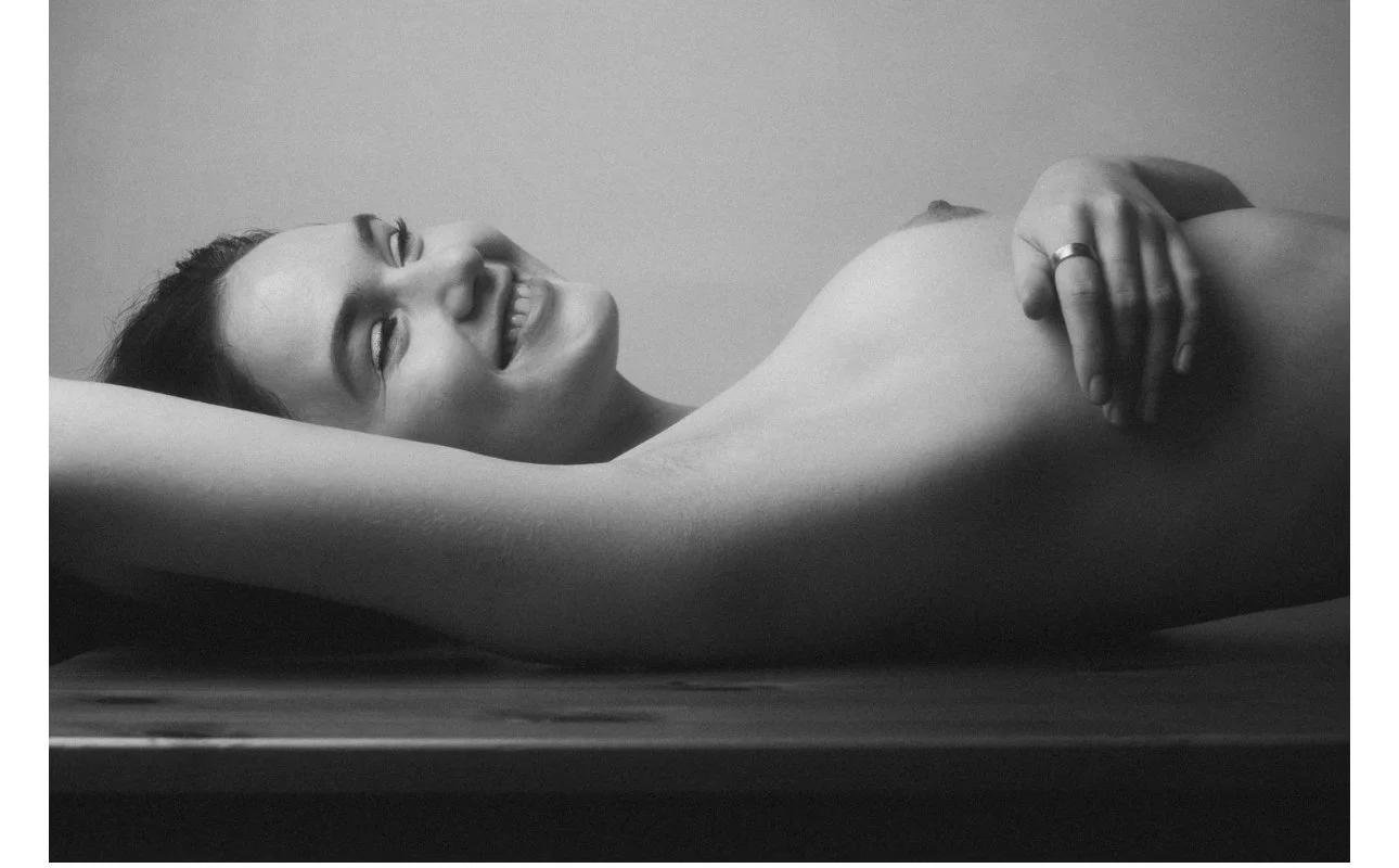 Courtney boudoir image 11