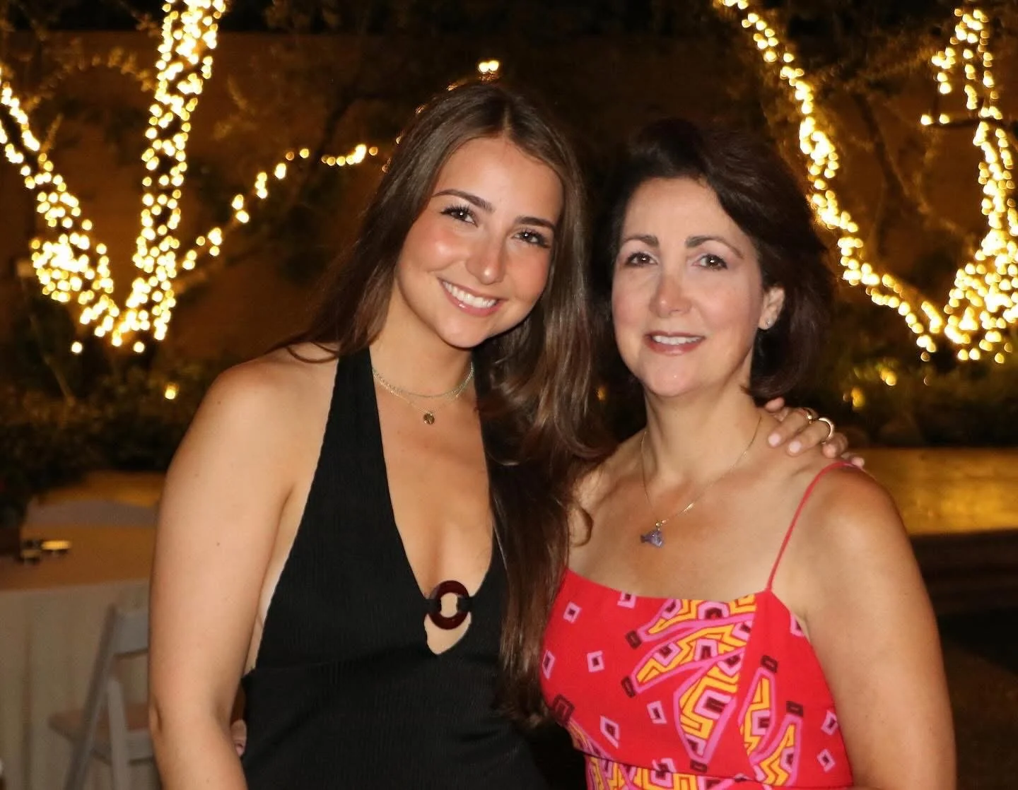 Slutty Jewish 🔯 Sisters. Do you have their nudes? image 16