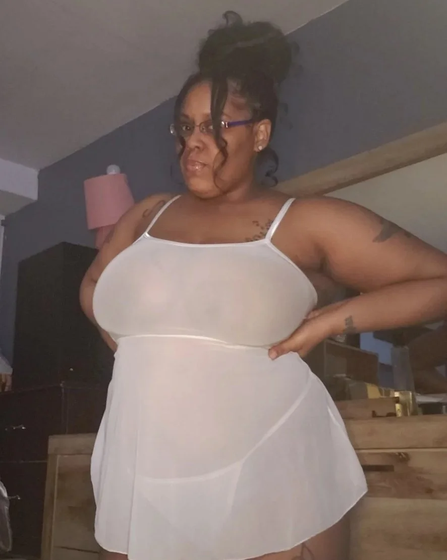 Sexy Ebony BBW Twins image 5
