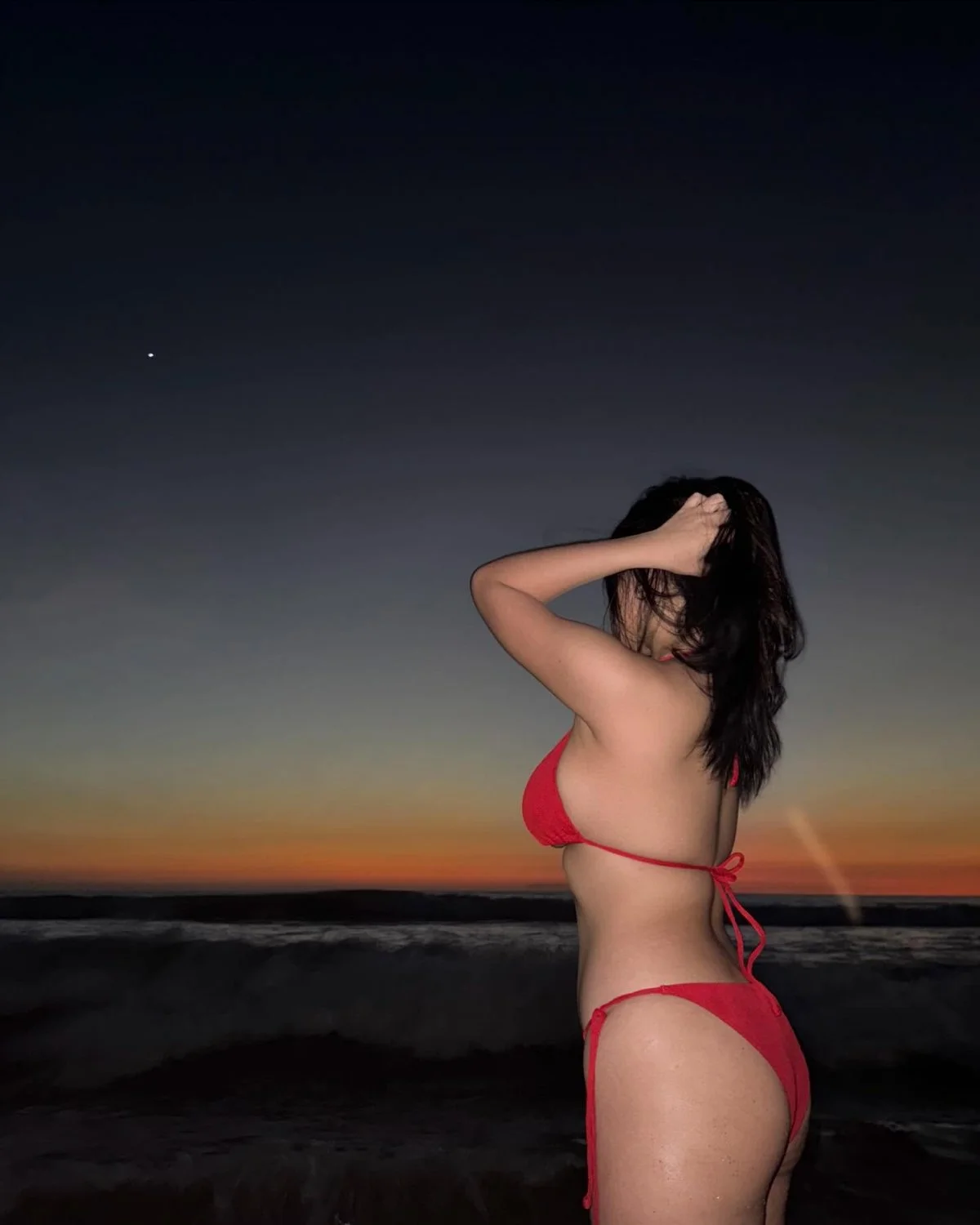busty tiktok pinay teen showing off her swimsuit body main image