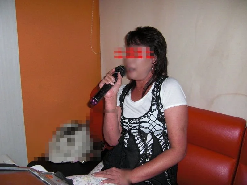 不倫大好き他人妻 image 5