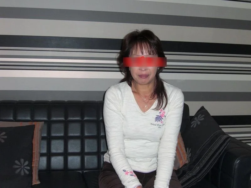 不倫大好き他人妻 image 8