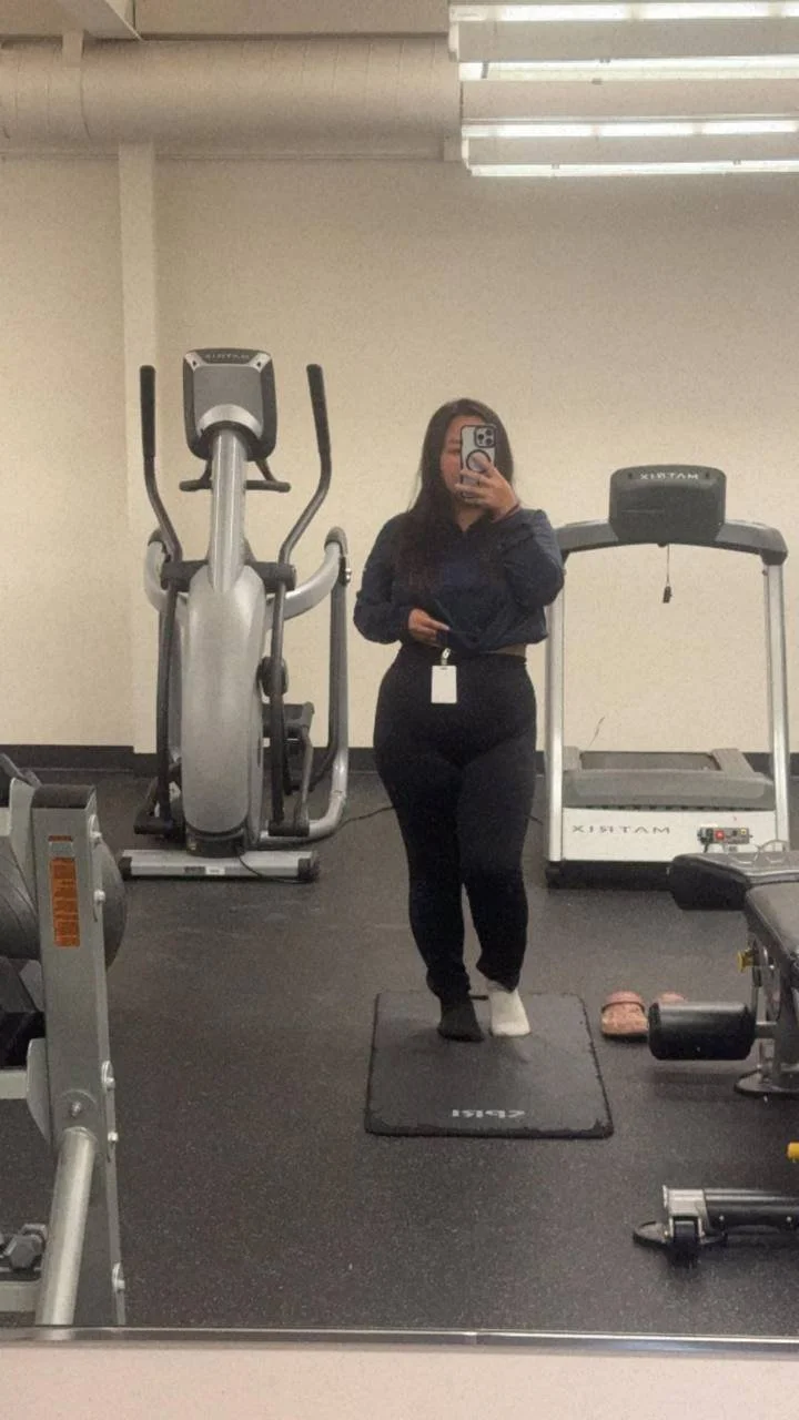 Hmong slut Rosie, hmu to trade image 4