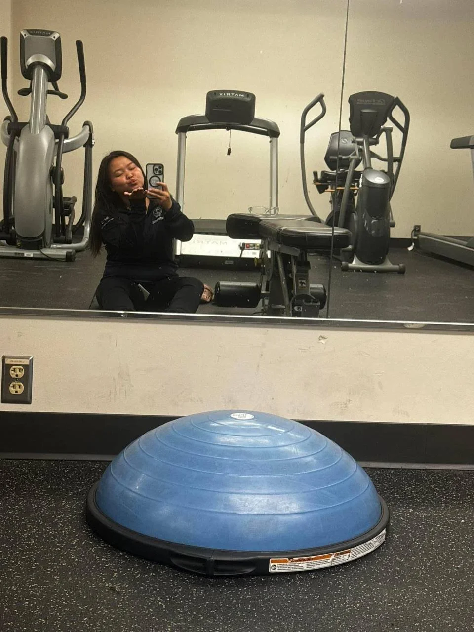 Hmong slut Rosie, hmu to trade image 5