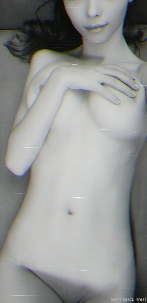 Teasing Babes image 8