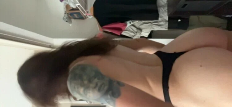 Pregant Slut Becca R image 35