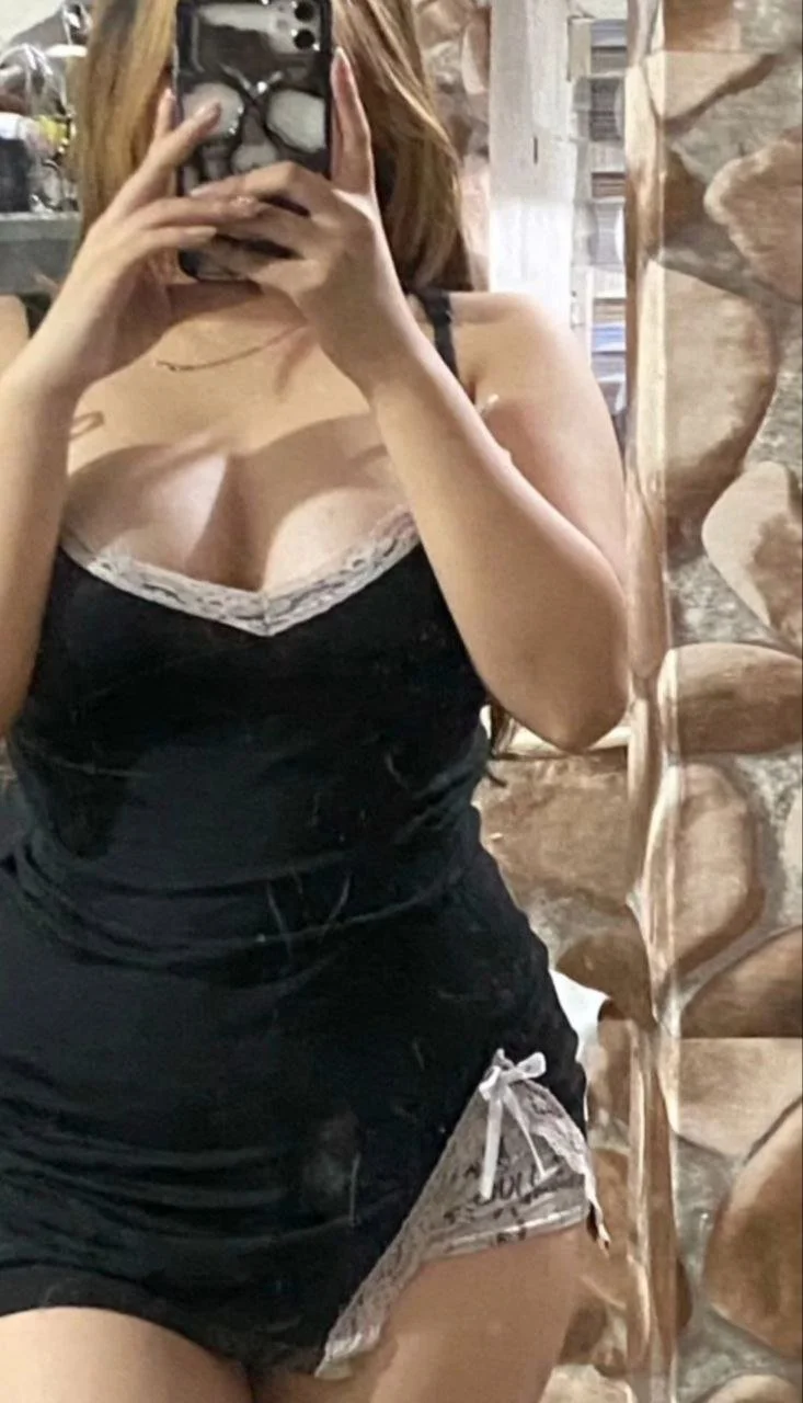 Hot Asian Pinay Pawg image 7