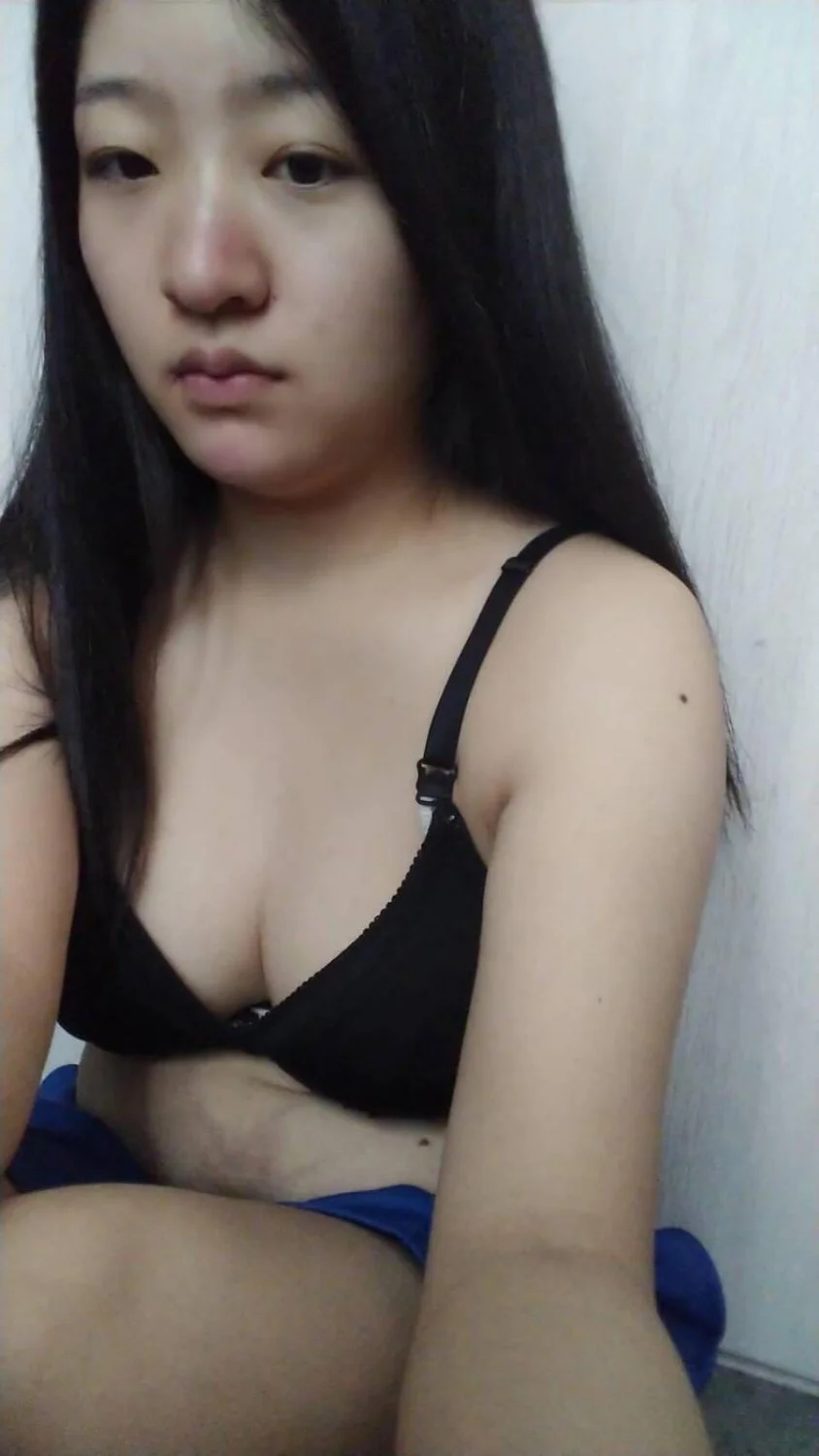 Random Japanese Girl 8 image 10