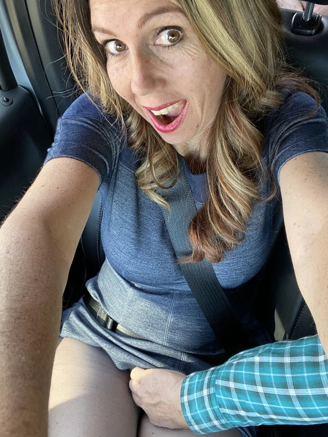 Nylon fetish Paulie and her freaky husband image 19