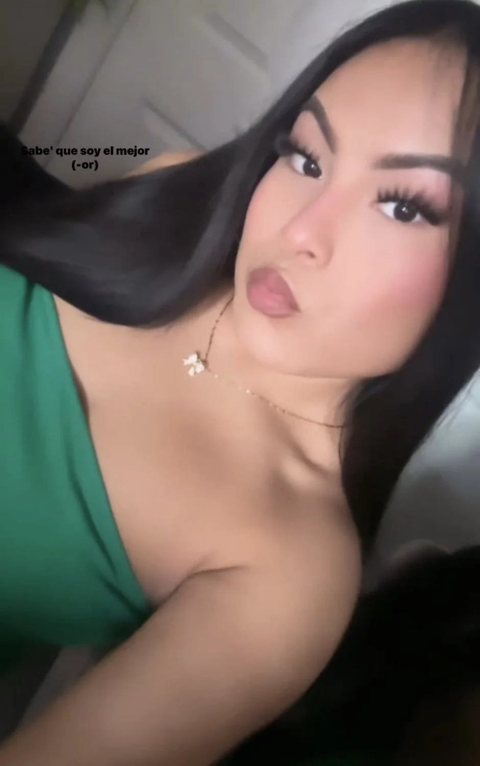 follower sent stank booty latina image 11
