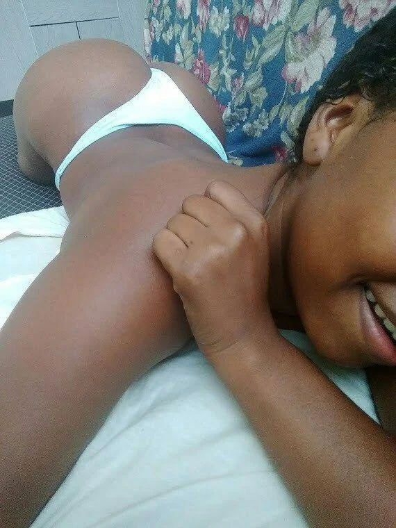 Novinha mulata - image 3