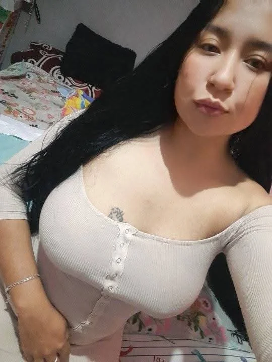 Mari flaquita chichona image 2