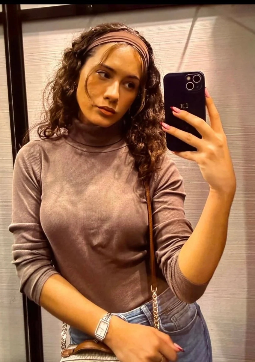 Stunning shameless teen slut Ivana leaked naked image 2