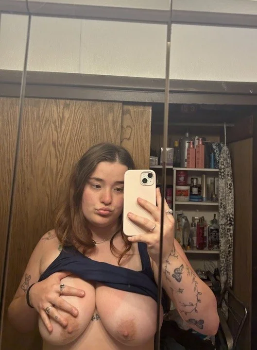 Lil slut image 2