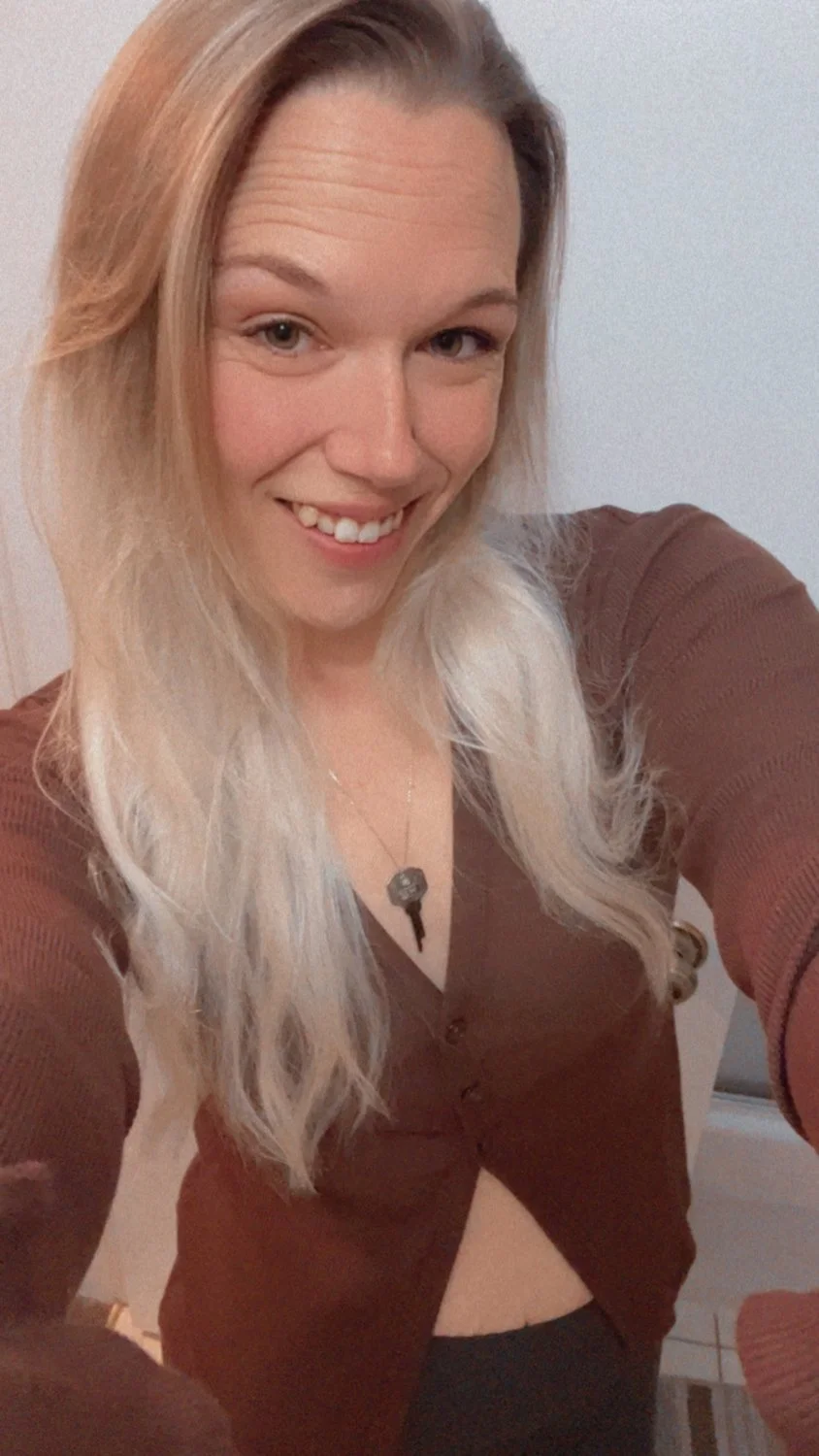 Back on Fansly ;) image 6