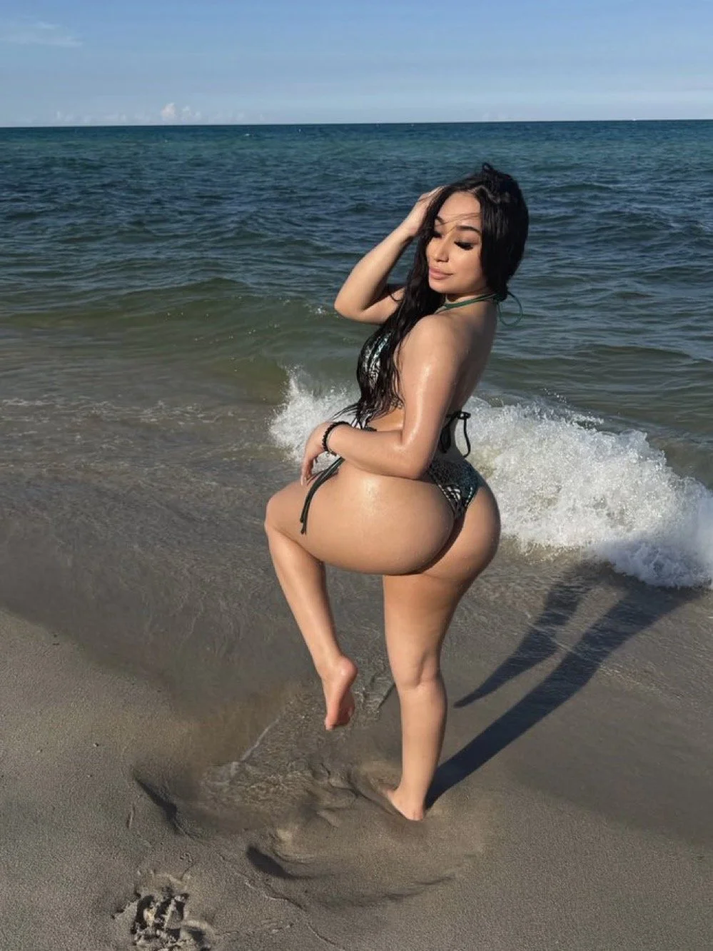 Chicago Latina 🇵🇷 anais image 15